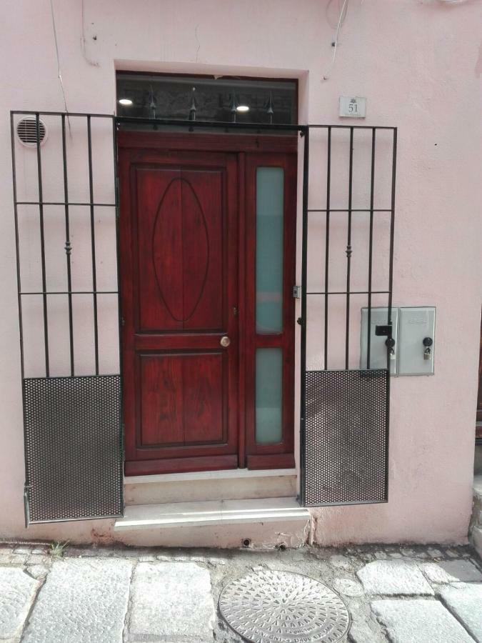 Al Centro Di Cagliari Apartment ภายนอก รูปภาพ