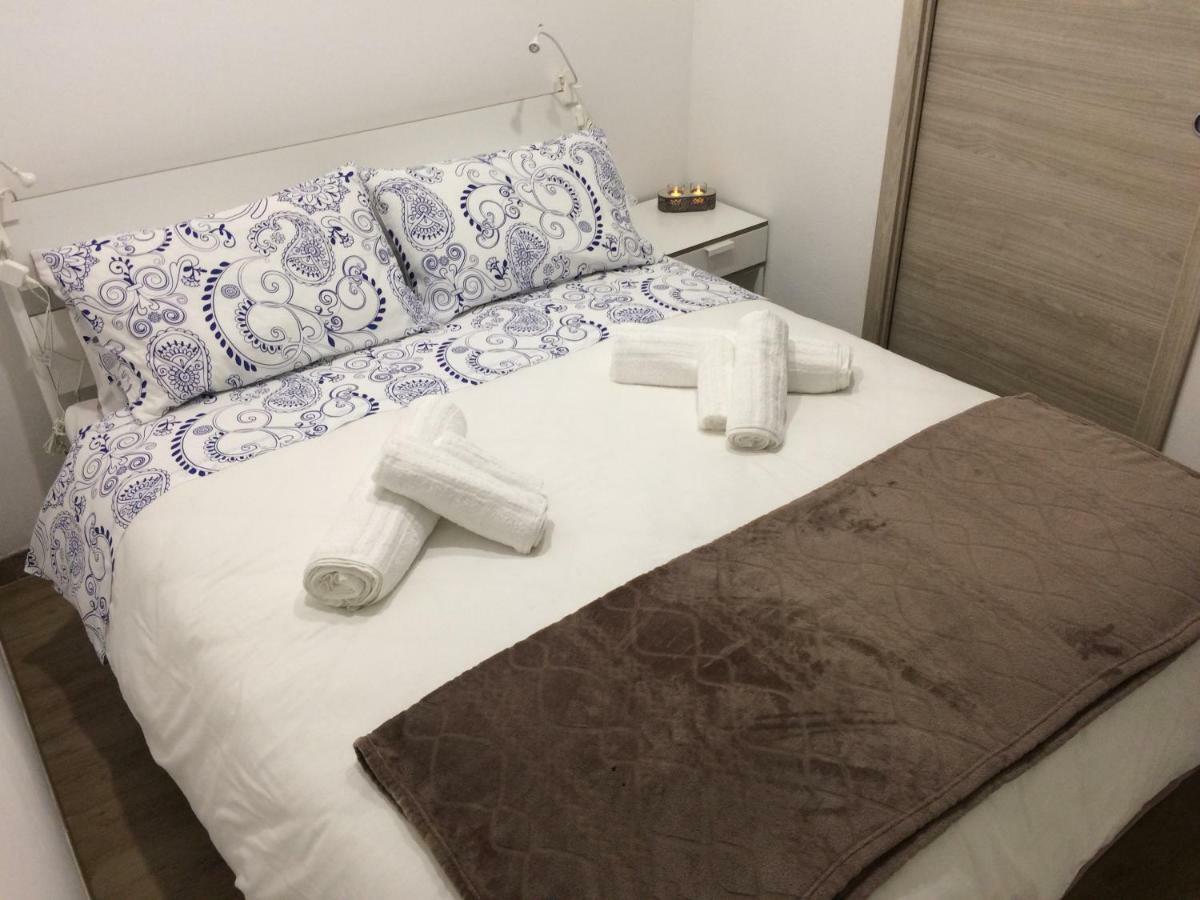 Al Centro Di Cagliari Apartment ภายนอก รูปภาพ